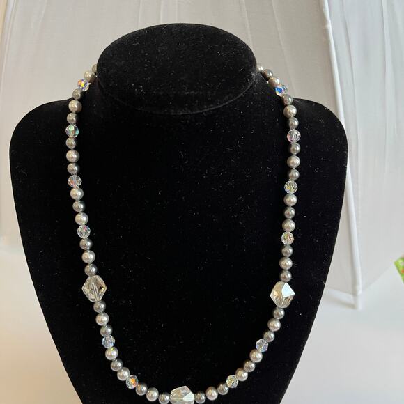 Clear Crystals & Gray Pearls Elegant Handcrafted  Beaded 18.5" Necklace - Picture 8 of 9